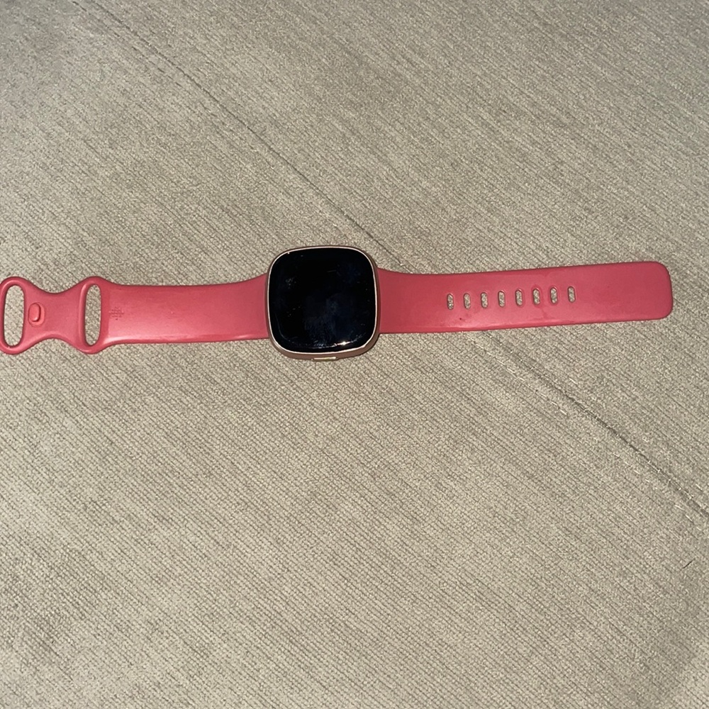 FitBit Versa 4